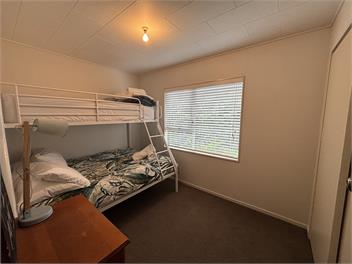 Spacious Group‑Friendly Napier Home with Pool – Ideal for Teams & Families - Napier