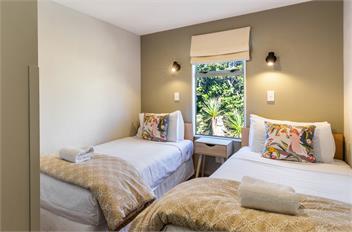 Tui Apartment 9 - Taupo *lake & heated pool! - 
