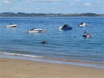 Beach Escape - Tapeka Beach Bach - Russell