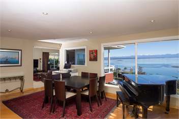 Seaside Manor - Nelson