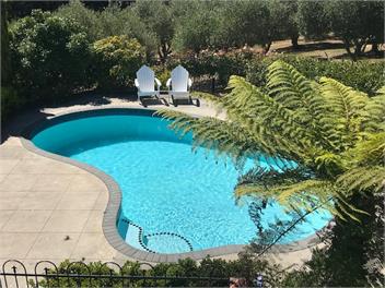 BROOKBY RIDGE COTTAGE - Wow! Take a look at those views... - Blenheim