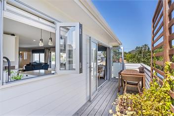 A REJUVENATING HOLIDAY ON RANFURLY - WHANGAMATA