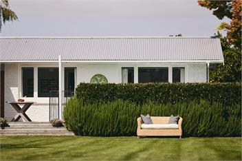 Luxury Vineyard Holiday House - Blenheim