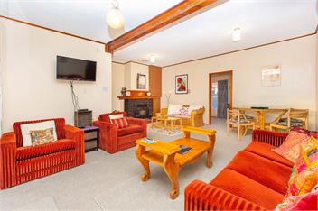 Raglan Holiday Home -