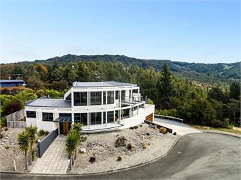 Sun, Sea, Sensational (Bachcare) - Kaiteriteri