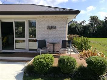 Modern Beach Break (Bachcare) - Waihi Beach
