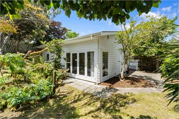Blue Gate Cottage (Bachcare) - Waikanae Beach