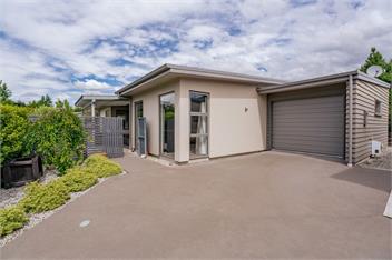 Urban Oasis (Bachcare) - Wanaka