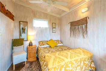 Koru Cabin - Waiheke Island 1081