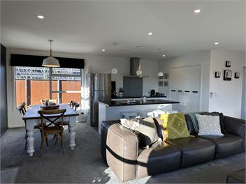 Remarkable Rhoboro Retreat - Twizel