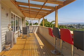 Tahuna Views - Spa Pool, Sea Views, Great for Kids - Nelson