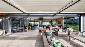 Kiwiesque - Luxury Lodge Vineyard Accommodation - Napier
