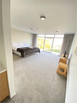 The Peninsula Grande - Northland
