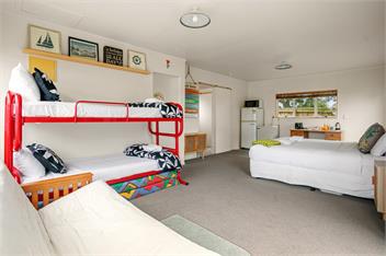 The Charleston Charm - Whangamata - Whangamata