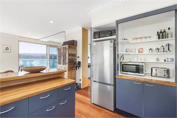 Stay over the Harbour - Beautiful Miramar Villa - Wellington