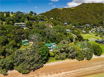 Te Uenga (Bachcare) - Parekura Bay