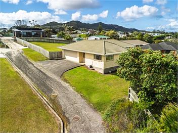 Bay Heights Bach (Bachcare) - Kaitaia
