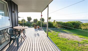 Nikau Beach holiday house - 