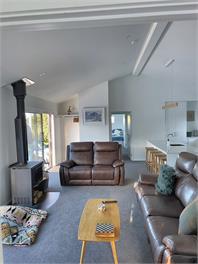 Modern Alpine Bach - warm, private, mountain views -