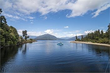 Lake Brunner Escape Sleeps 10 - 