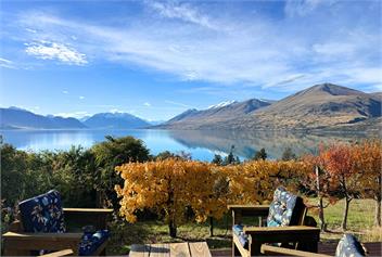 Lakeside Ōhau | Panoramic Lake & Mountain Views -