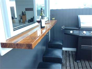 " Porched " -  Waihi Beach Holiday home ..Walk to the beach - Waihi Beach