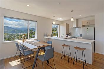 Tipi Haere Holiday Home - Britannia Heights