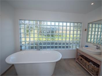 COOPERS BEACH FRONT - 