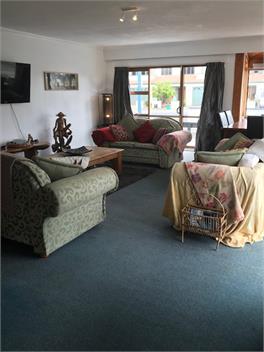 LOCATION LOCATION: 12 ALBERT STREET - Whitianga
