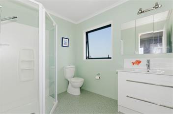 The Blue Cottage with WiFi (Bachcare) - Waipu Cove