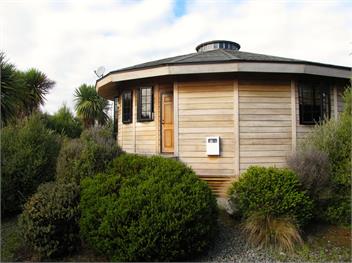Ngauruhoe Yurt (Bachcare) - Ohakune