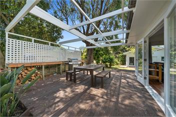 Blue Gate Cottage (Bachcare) - Waikanae Beach