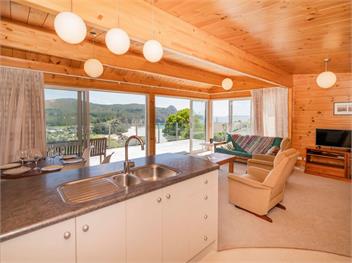 Onemana Lookout (Bachcare) - Onemana