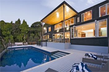 Resort-Style Home in Paihia - with Heated Pool! - Paihia