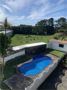 Super-sized family home, peaceful environment with stunning mountain views - New Plymouth