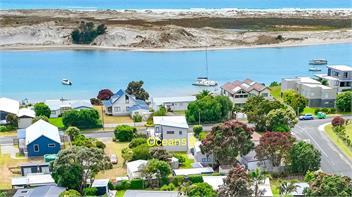 Oceans 8 (Bachcare) - Mangawhai Heads