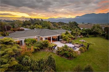 Zatori - A Luxury Paradise for Adventure or Relaxation - Golden Bay