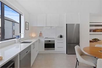 Modern Central Apartment (Bachcare) - Christchurch