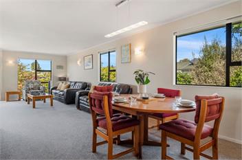 Acacia Views (Bachcare) - Acacia Bay