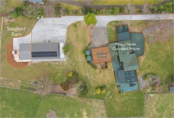 Stagford Barn with Private Hot Tub - Taupo