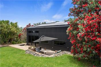 Black Dune Coastal Studio (Bachcare) - Waipu