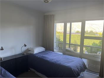 SUPERB Home,Studio,Spa,lake & mtn views,OSP&much more - Wanaka