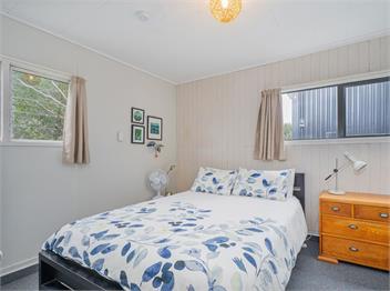 The Retro Shack (Bachcare) - Whitianga