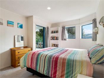 A TIME TO UNWIND IN WHANGAMATA-115B BARBARA AVENUE WHANGAMATA -