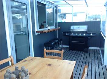 " Porched " -  Waihi Beach Holiday home ..Walk to the beach - Waihi Beach