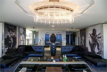 The Black Diamond  - Auckland