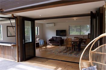 Golden circle with spa - 5 min walk to the estuary! - Mangawhai Heads