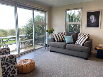 Tumu Toka Retreat, Curio Bay - Tokanui