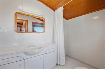Lakeside Lodge (Bachcare) - Tauranga Taupo