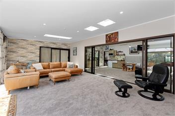 Westhay Stables (Bachcare) - Paparoa